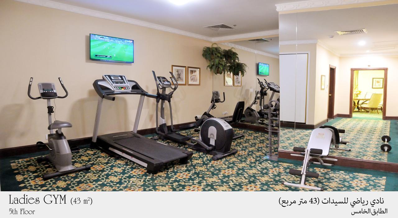 ハビタット ホテル オール スイーツ アル コバール アル・コバール エクステリア 写真 The gym at the hotel